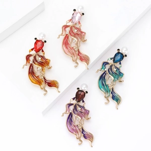 Exquisite goldfish brooch set with gradient enamel, rhinestones and pearlescent details