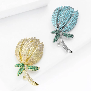 Broche Fleur de Tulipe en Zircone Créative en Alliage de Cuivre Incrustée de Strass Accessoires d'Épingle Florale pour Femmes Hommes Bijoux de Banquet