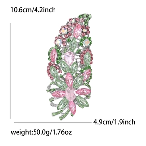Détails de la grande broche en cristal avec dimensions de 10,6 cm par 4,9 cm