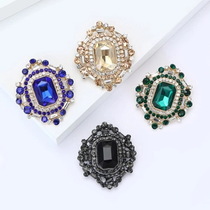 Broche en Verre avec Strass Vintage Light Luxury Épingles Géométriques Incrustées de Cristaux Anti-Exposition pour Femmes Accessoire Décoratif