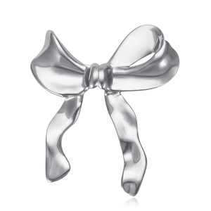 Broche nœud en argent poli élégant avec un design de ruban minimaliste pour femme