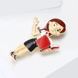 Broche en émail de dessin animé avec personnage aux cheveux roux et robe à bretelles rouge