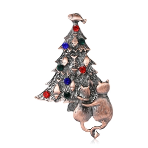 Vintage Christmas tree brooch with colorful rhinestones and two cute kittens