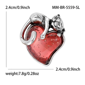 Cute cartoon cat brooch with red heart in vintage silver alloy and drip oil finish