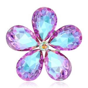 Luxury Crystal Flower Brooch For Women Elegant Alloy Rhinestone Floral Lapel Pin Jewelry For Coat Dress Banquet Wedding