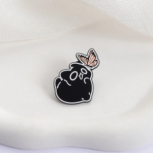 Creative black cat ghost enamel brooch with a butterfly, cute animal metal badge accessory