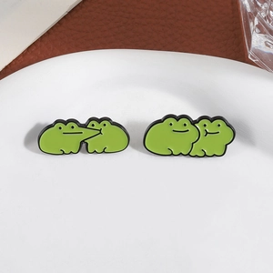 Cute green cartoon frog enamel brooch set for backpacks with creative animal badge designs