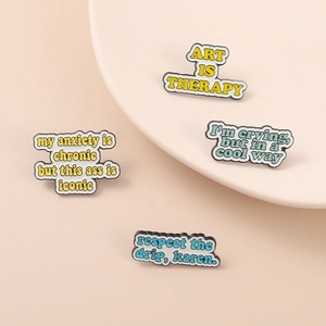 Lot de broches en métal émaillé Art Is Therapy avec citations humoristiques anglaises