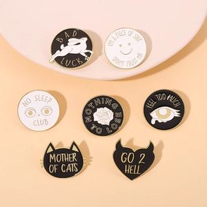 Creative Alloy Enamel Brooch Personalized Cat Rabbit Heart Geometric Enamel Pins For Bags Clothing Decoration Pins Badge
