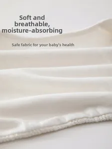 Gros plan du tissu en coton fin, doux et respirant avec bordure en tricot soigné