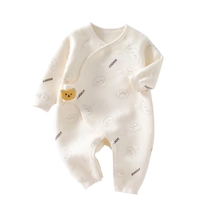 Quilted cotton newborn baby jumpsuit with cute bear patch and all-over puppy print