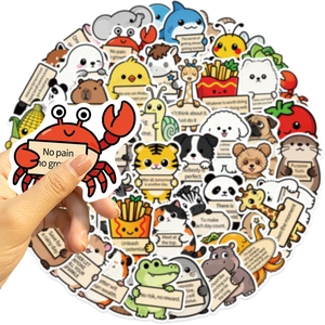 Gros plan d'autocollants animaux de dessins animés imperméables avec des phrases de motivation