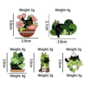Simpatico Gatto Nero Piante in Vaso Spilla Smaltata Cartone Animato Lega Distintivo per Abbigliamento Borse Cappotti Giacche Accessorio Gioielli di Moda