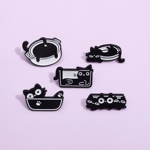 Lot de 5 épingles en émail noir au design de chat de dessin animé minimaliste