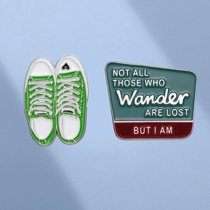 Vintage Zinc Alloy Enamel Pin Set Green Canvas Shoe Heart Design Travel Quote Board Brooch For Backpack Jacket Unisex Jewelry