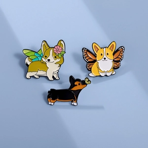 Lot de trois broches en émail motif Corgi avec ailes colorées pour accessoires vestimentaires