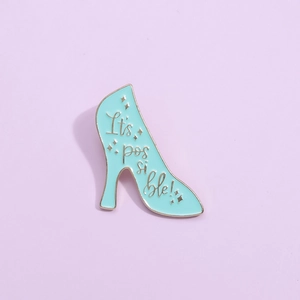 Broche en Émail Forme Chaussure à Talon Haut Alliage Plaqué Or Possible Lettre Étoiles Badge Bijoux Femme Homme Accessoire