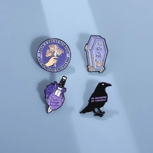Gothic Dark Enamel Pin Purple Black Heart Crow Coffin Brooches Zinc Alloy Fashion Jewelry Badge Accessories Unisex Gifts