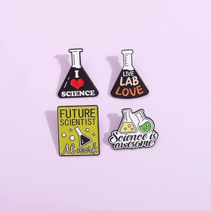 Creative Science Series Enamel Brooch Chemical Beaker Erlenmeyer Flask Badge Cartoon Scientist Jewelry Pin For Backpack Jacket