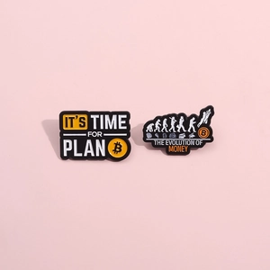 Badges émaillés avec design évolution Bitcoin et slogan It’s Time for Plan B