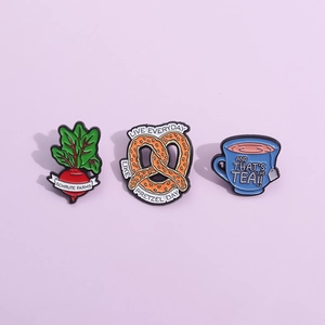 Ensemble de Pin's Émaillés de Dessin Animé Drôle en Alliage Bretzel Betterave Tasse à Thé Broches Pour Sac à Dos Déco
