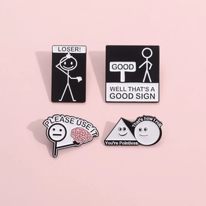 Set mit vier minimalistischen Emaille-Pins mit Strichmännchen und lustigen Sprüchen