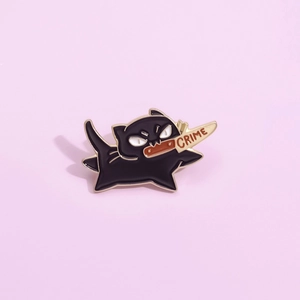 Cartoon Black Cat Holding Knife Alloy Enamel Brooch Fun Crime Lettering Animal Badge For Clothes Bag Jewelry Decoration