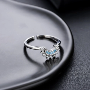 Bague ajustable soleil et lune avec cristaux étincelants bleu clair et transparents