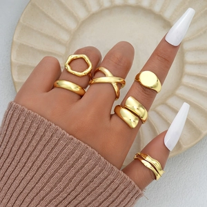 Collection de Bagues Brillantes Goutte d'Eau Irrégulière Ligne de Lave Or Exagérée pour Femme Bijoux Punk Minimalistes en Alliage