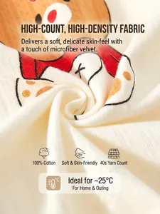 Doux pyjama bébé en 100% coton blanc crème avec motifs ours et texture tricotée ajourée