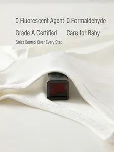 Barboteuse bébé montrant des tests de sécurité sans formaldéhyde ni fluorescence