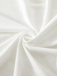 Leichter weißer Tencel Baby-Einteiler mit atmungsaktiver Jacquard-Struktur für Sommer