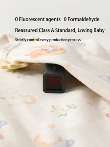 Chemise nouveau-né en coton bio avec oursons, sans fluorescence, sécurité de classe A