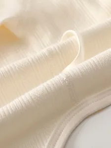 Newborn baby pure cotton bodysuit with seamless four-needle six-thread flat stitching