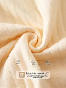 Barboteuse thermique pour nouveau-né en coton matelassé côtelé crème pour l'automne-hiver