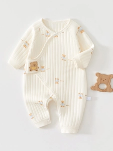 Newborn Baby Padded Romper Autumn Winter Warm Cotton Ribbed Jumpsuit Cartoon Bear Long Sleeve Infant Bodysuit Soft Baby Clothes