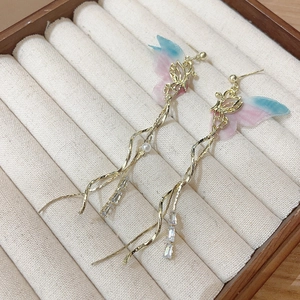 Elegant butterfly tassel earrings with gradient wings and long gold crystal chains