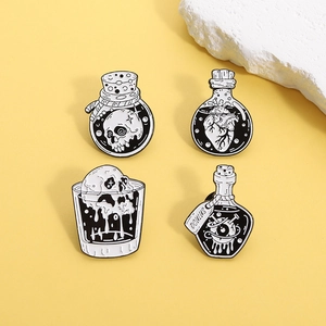 Set di spillette gotiche in smalto bianco e nero con fiale di teschio e cuore