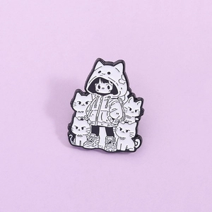 Badge Pin's En Émail Fille De Dessin Animé Avec Sweat À Capuche Chat Personnalité Chats Blancs Broche En Alliage De Zinc Pour Unisexe