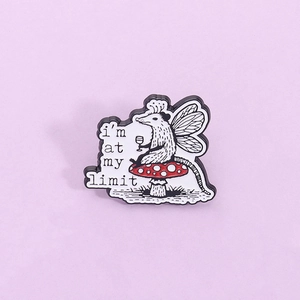 Broche En Émail Opossum De Dessin Animé Drôle I'm At My Limit En Alliage De Zinc Animal Assis Sur Un Champignon Badge Bijoux Pour Vêtements Sac