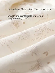 Dormeuse en coton bio pour bébé avec motif floral et coutures plates lisses