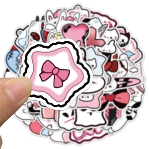 Simpatici adesivi impermeabili con gatti e conigli per decorare laptop e valigie