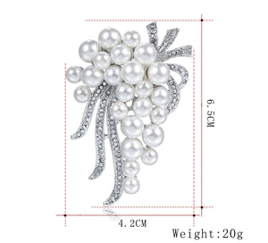 Detailed size specifications for the 18k white pearl and rhinestone grape brooch