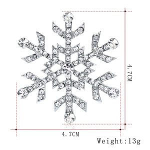Élégante broche flocon de neige avec cristaux étincelants en argent, taille 4,7x4,7 cm