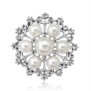 Broche élégante en perles de flocon de neige avec métal argenté et strass brillants