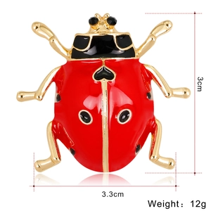 Creative ladybug brooch pin with red enamel heart pattern and gold alloy finish
