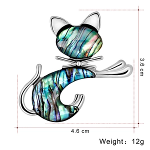 Retro cat brooch with natural abalone shell inlay in silver frame, size 4.6cm by 3.6cm