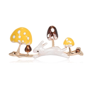 Cute Rabbit Mushroom Alloy Enamel Brooch Pin For Women Forest Style Animal Plant Drip Oil Breastpin Fashion Jewelry Gift