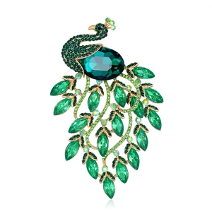 Vintage Green Peacock Brooch For Women Luxury Alloy Rhinestone Animal Lapel Pin For Party Wedding Clothing Decoration