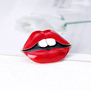 Broche élégante lèvres rouges émaillées avec dorure pour accessoires de robe femme